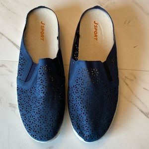 JSPORT Mule sneaker 6 Cutout Floral holes Summer Slip-on Shoes Closed Sandal